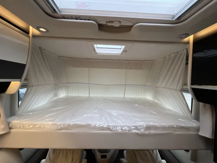 Fahrzeugbild Concorde CHARISMA 860 LI *Barvariante*Lithium*Solar* #34