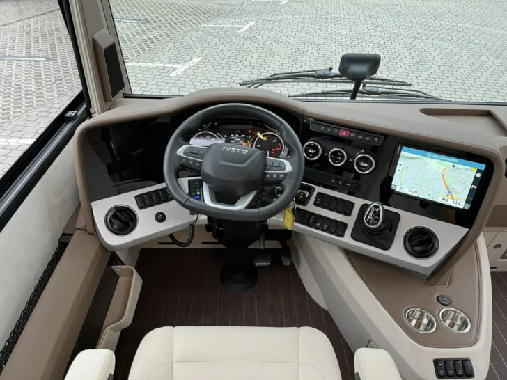 Fahrzeugbild Concorde CHARISMA 860 LI *Barvariante*Lithium*Solar* #38