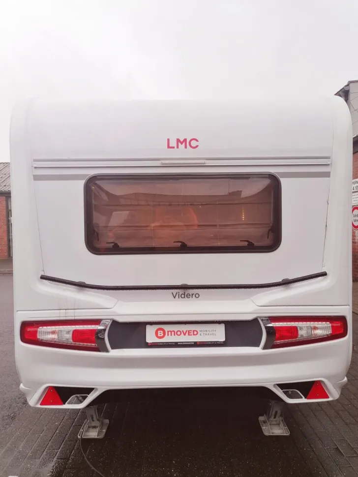 Fahrzeugbild LMC Videro 450 D #7