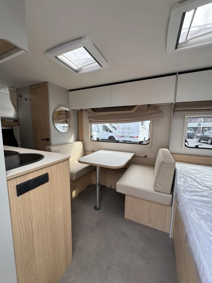 Fahrzeugbild LMC Style 70 493 K #9
