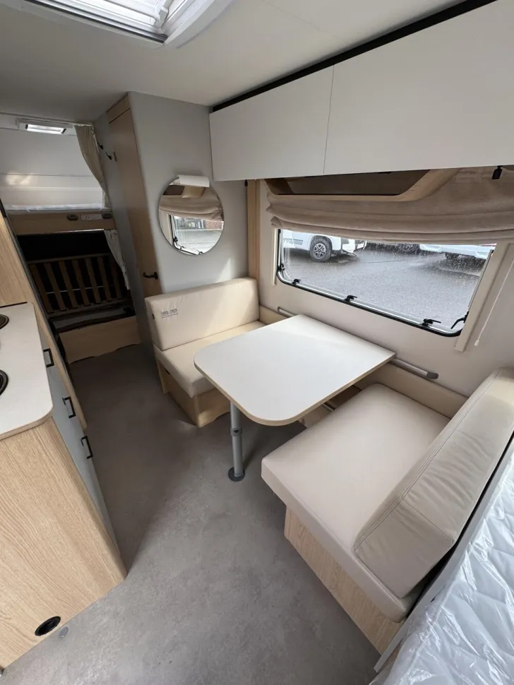 Fahrzeugbild LMC Style 70 493 K #10