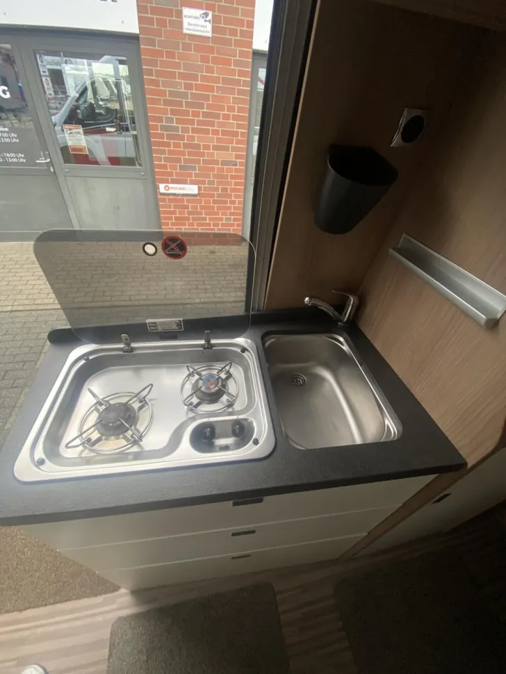 Fahrzeugbild Malibu Van 600 DB low-bed #7
