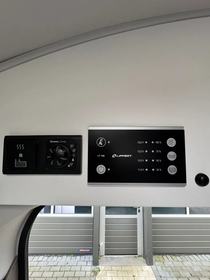 Fahrzeugbild LMC Innovan Ford 592 #17