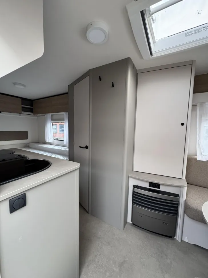 Fahrzeugbild LMC Sassino 460 E #8