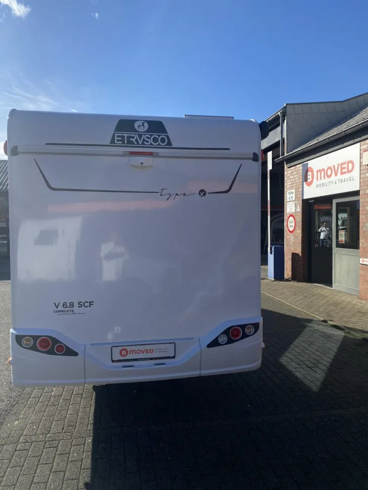 Fahrzeugbild Etrusco V Ford 6.8 SCF #4