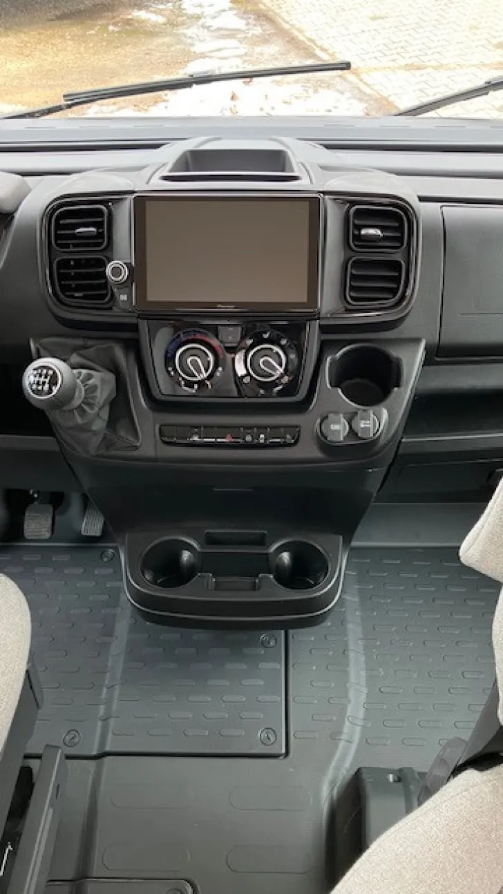 Fahrzeugbild Knaus L!VE LIVE I 700 MEG *180PS*Betterweiterung* #7