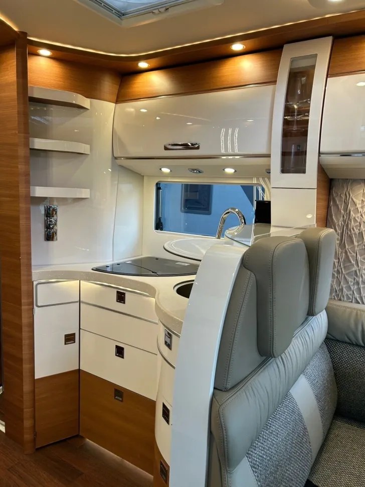 Fahrzeugbild Carthago chic c-line T  4.9 LE #14