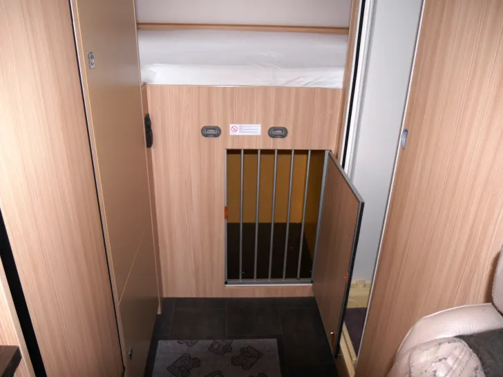 Fahrzeugbild Bürstner Lyseo A 700 Luftfederung, Spezia #5