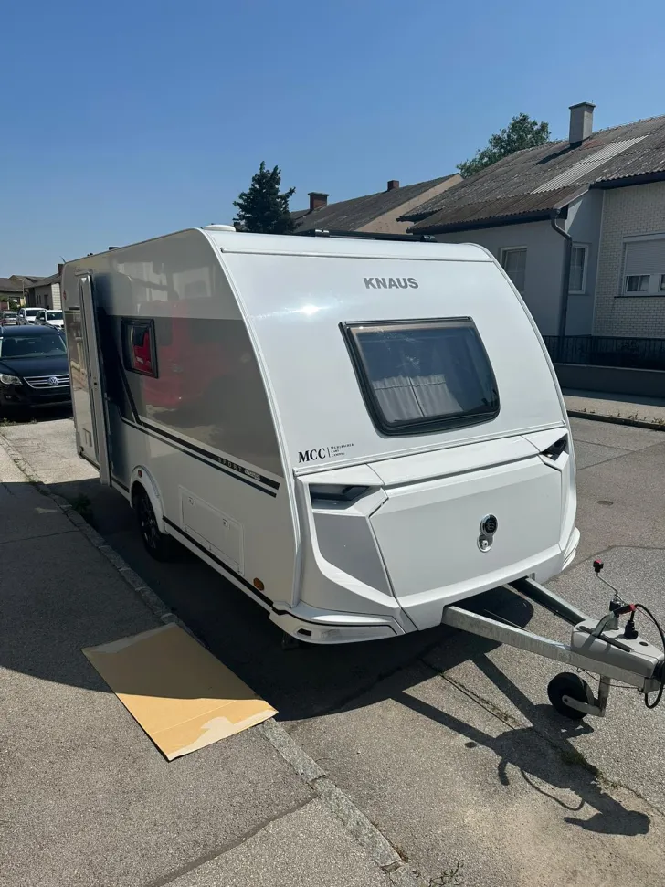 Fahrzeugbild Knaus Sport 420 QD ePOWER SELECTION Gut gepflegt #1