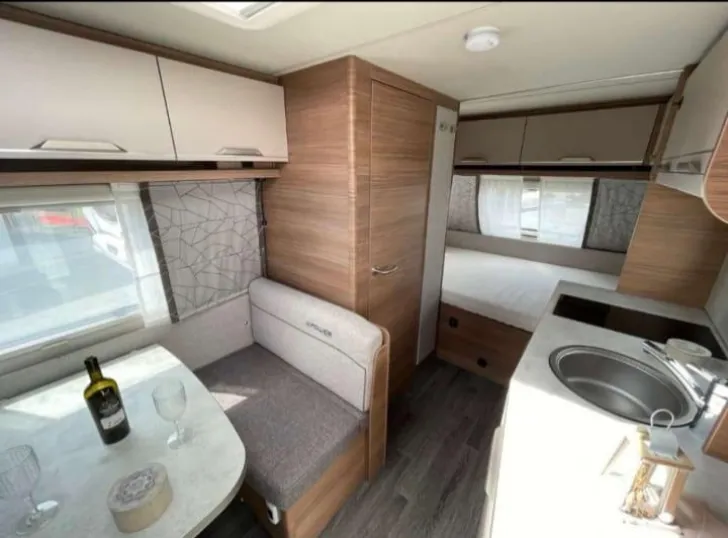 Fahrzeugbild Knaus Sport 420 QD ePOWER SELECTION Gut gepflegt #4