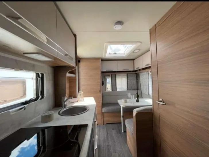 Fahrzeugbild Knaus Sport 420 QD ePOWER SELECTION Gut gepflegt #6