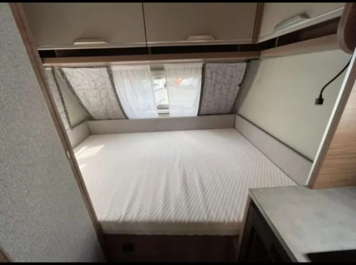 Fahrzeugbild Knaus Sport 420 QD ePOWER SELECTION Gut gepflegt #7