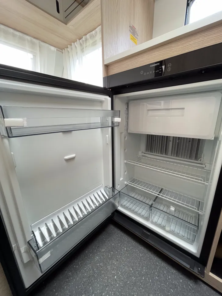 Fahrzeugbild Adria Aviva 400 PS #16