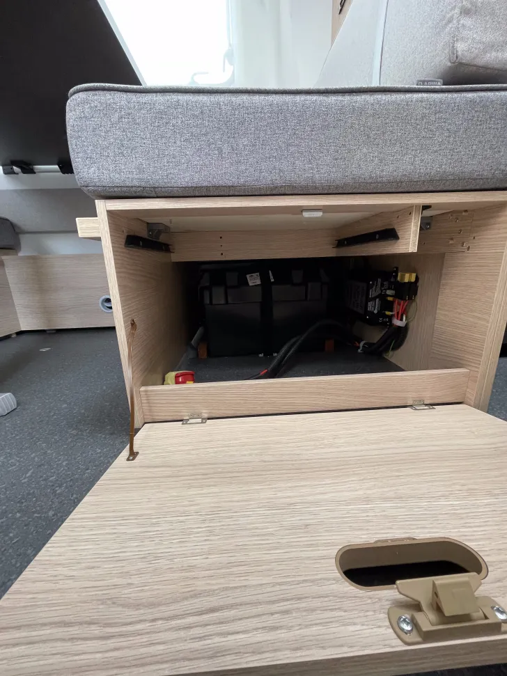 Fahrzeugbild Adria Aviva 400 PS #26