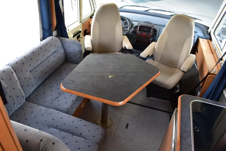 Fahrzeugbild Hymer B-Klasse 524 Doppelboden, Motorklima #4