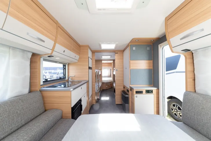 Fahrzeugbild Dethleffs Camper 730 FKR // 9.254  reduziert #8