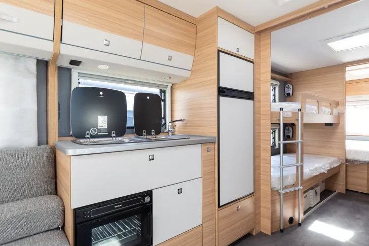 Fahrzeugbild Dethleffs Camper 730 FKR // 9.254  reduziert #10