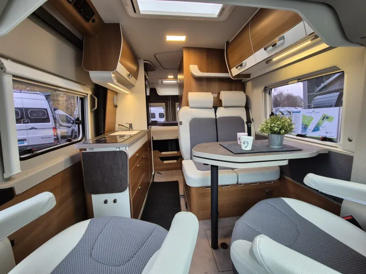 Fahrzeugbild VanTourer Fiat 600 D *Totwinkelass.*Regensensor* #14