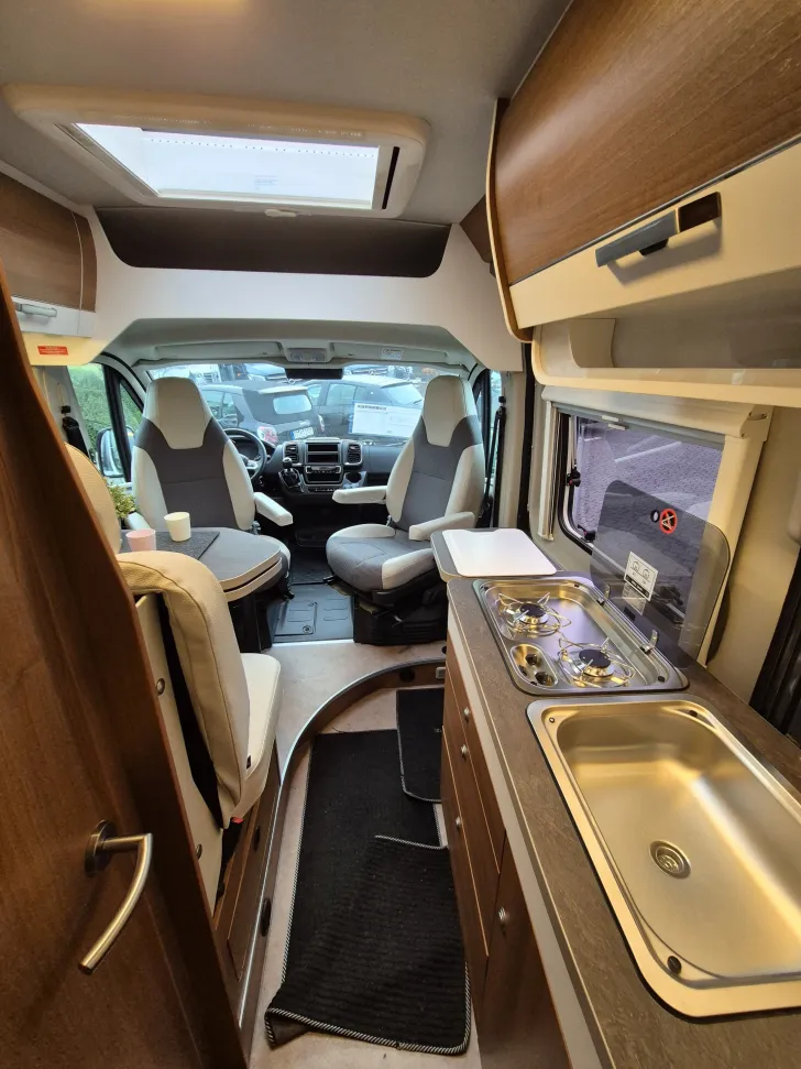 Fahrzeugbild VanTourer Fiat 600 D *Totwinkelass.*Regensensor* #30