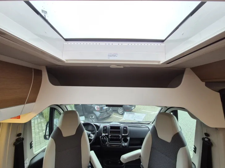 Fahrzeugbild VanTourer Fiat 600 D *Totwinkelass.*Regensensor* #33