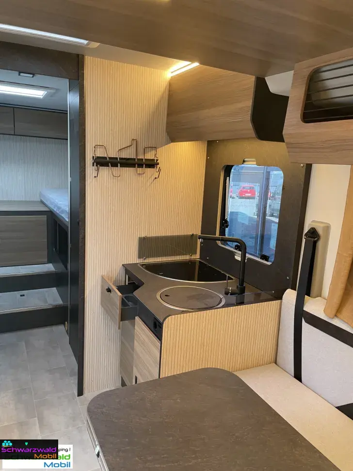 Fahrzeugbild Rimor SARUS 99 PLUS autom. Frühlingsangebot! #9