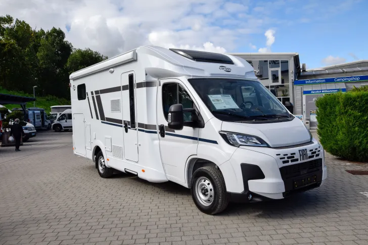 Fahrzeugbild Carado T338 *Hubbett*Faltverdunkelung* #8