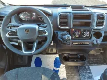 Fahrzeugbild Sunlight Cliff 600 Peugeot #9