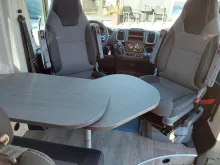 Fahrzeugbild Sunlight Cliff 600 Peugeot #12