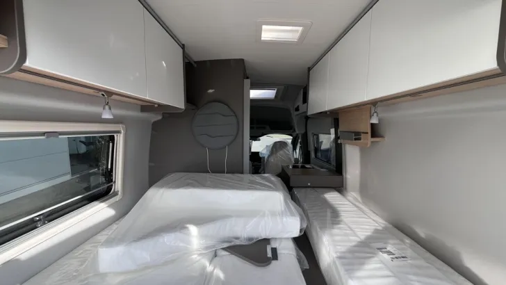 Fahrzeugbild LMC Innovan Ford 592 #6