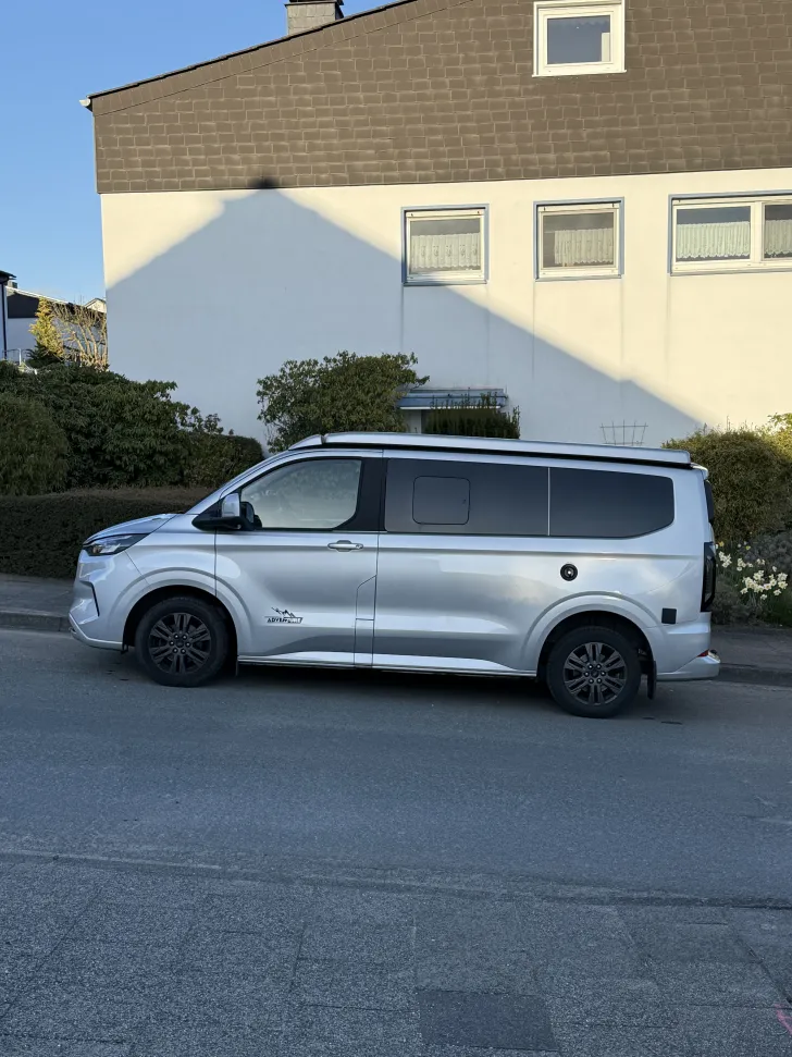 Grundriss Nacht Ford Transit Custom Nugget neuwertig