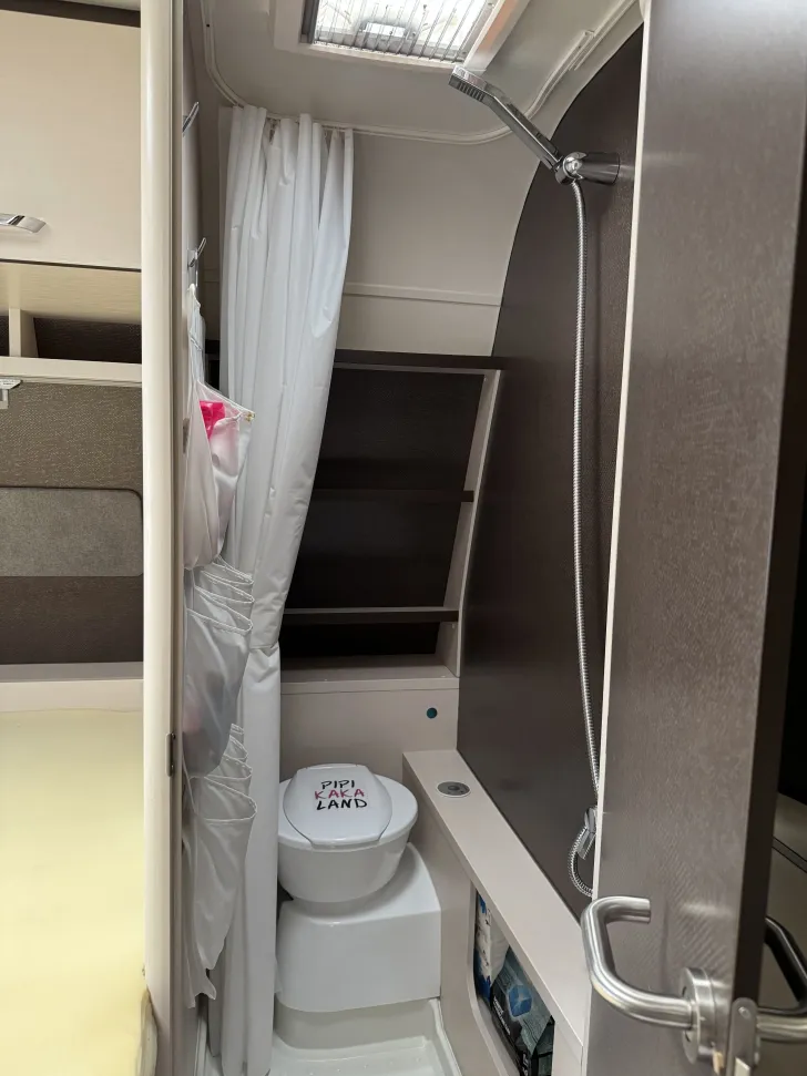 Fahrzeugbild Dethleffs c' go 565 FMK voll ausgestattet, i #10