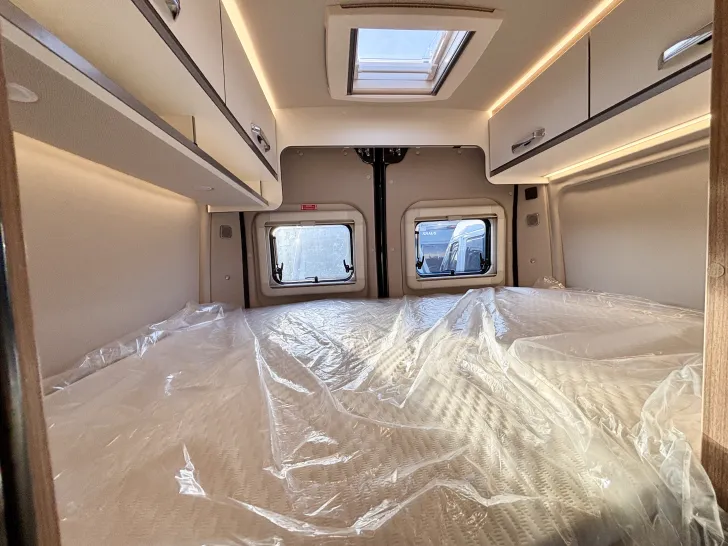 Fahrzeugbild Weinsberg CaraBus 600 MQ EDITION [FIRE] Aufstelldach, Rahmenfenster #12