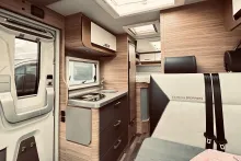 Fahrzeugbild Weinsberg CaraCompact 600 MEG EDITION [PEPPER] Automatik , Rahmenfenster #7