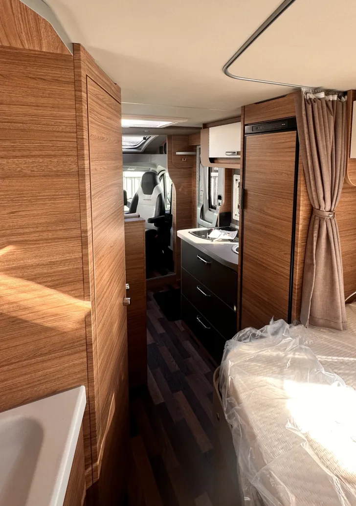 Fahrzeugbild Weinsberg CaraCompact 600 MF EDITION [PEPPER] Automatikgetriebe #6