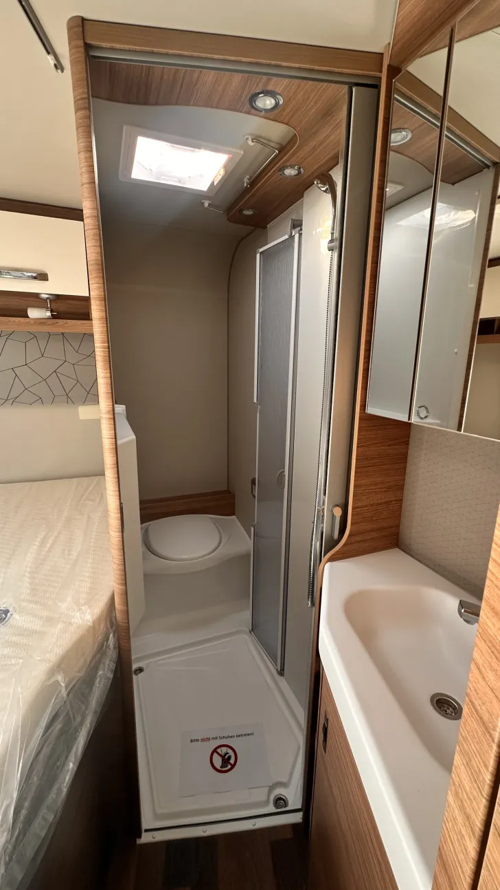 Fahrzeugbild Weinsberg CaraCompact 600 MF EDITION [PEPPER] Automatikgetriebe #17