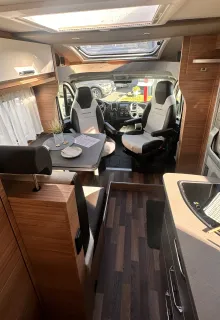 Fahrzeugbild Weinsberg CaraCompact 600 MF EDITION [PEPPER] Automatikgetriebe #4