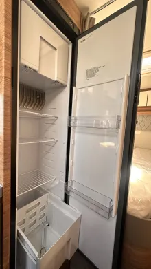 Fahrzeugbild Weinsberg CaraCompact 600 MF EDITION [PEPPER] Automatikgetriebe #16