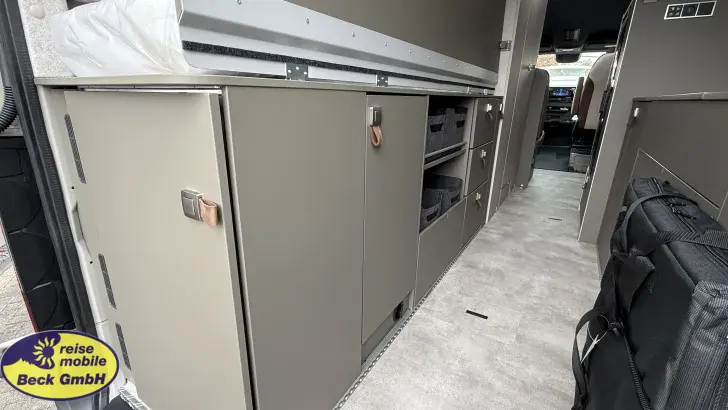 Fahrzeugbild Hymer Camper Van Grand Canyon S 700 4x4 Allrad #21