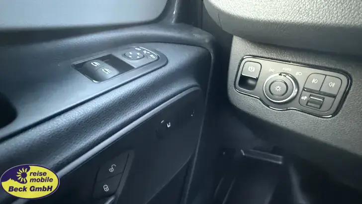 Fahrzeugbild Hymer Camper Van Grand Canyon S 700 4x4 Allrad #8