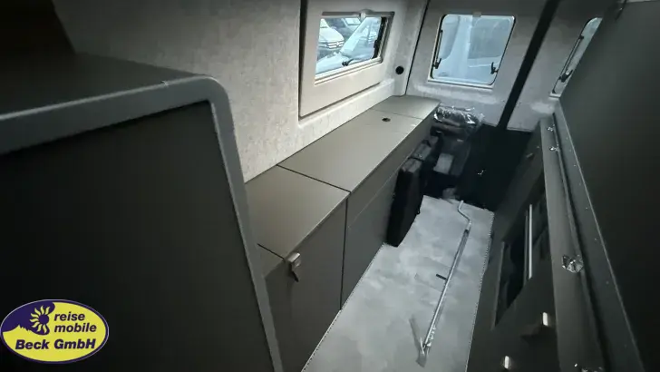 Fahrzeugbild Hymer Camper Van Grand Canyon S 700 4x4 Allrad #11