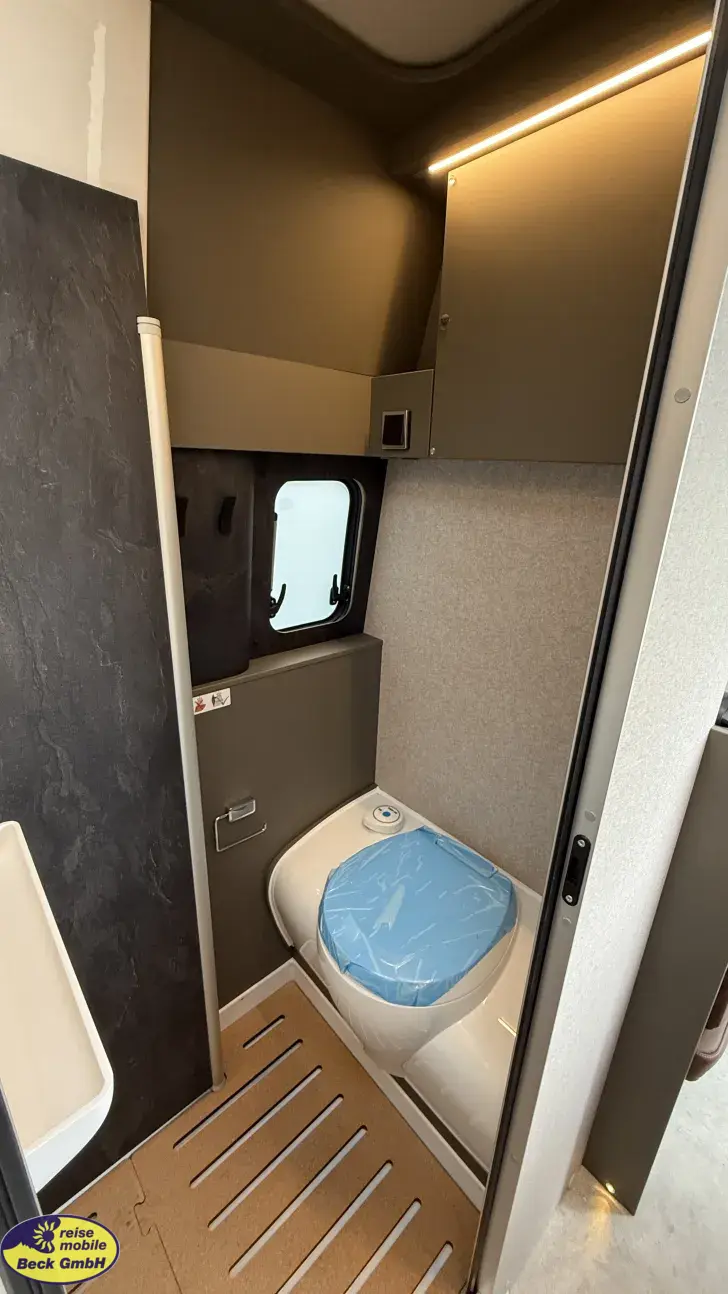 Fahrzeugbild Hymer Camper Van Grand Canyon S 700 4x4 Allrad #27