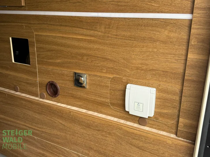 Fahrzeugbild Mobilvetta K. Yacht Tekno Line 90*LITHIUM*ALDE*Uvm. #12