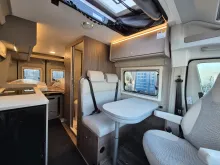 Fahrzeugbild Carado CV640 PRO+ Aufstelldach*Schwenkbad* #12