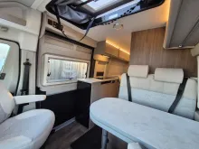 Fahrzeugbild Carado CV640 PRO+ Aufstelldach*Schwenkbad* #14