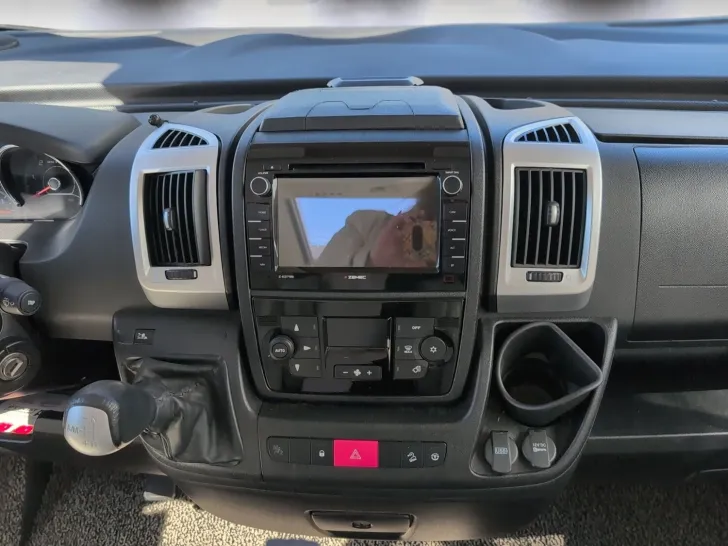 Fahrzeugbild Dethleffs Globebus I 6 Scheckheft gepflegt #7