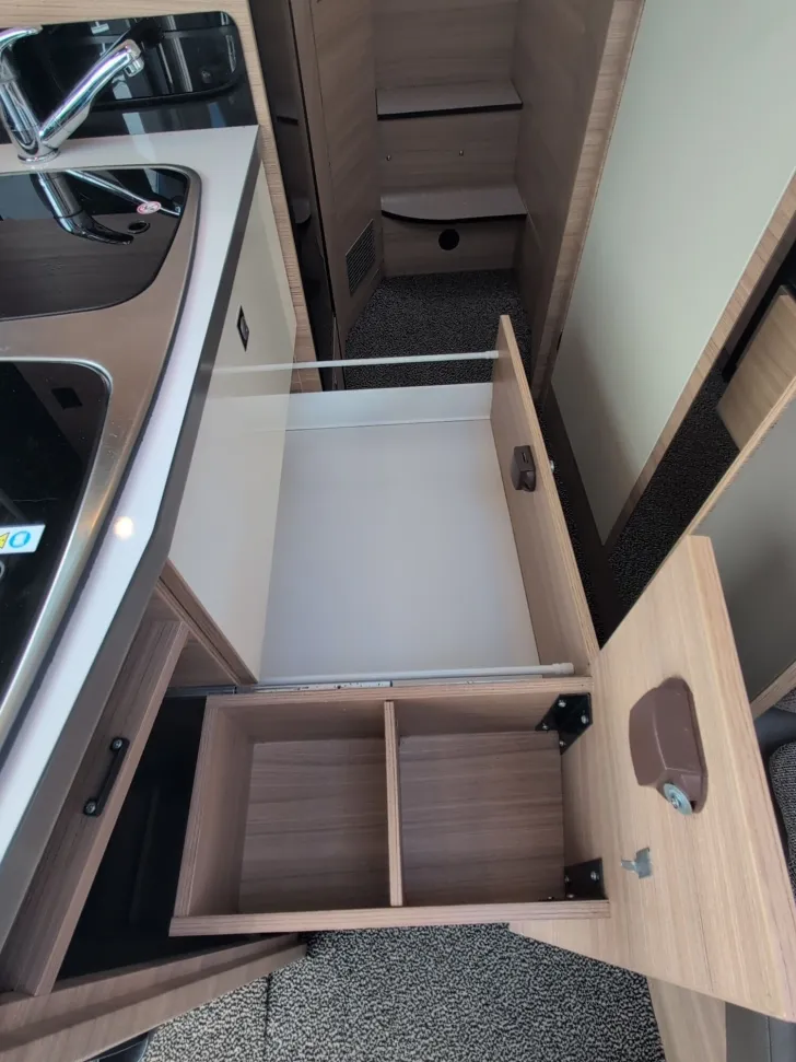 Fahrzeugbild Dethleffs Globebus I 6 Scheckheft gepflegt #13