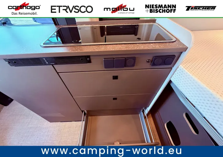 Fahrzeugbild Bürstner B66 600 C #21