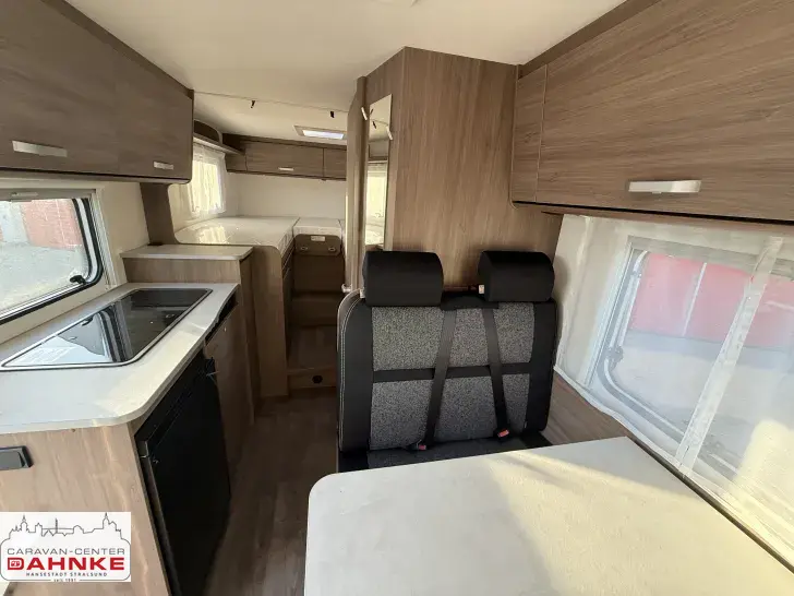 Fahrzeugbild Carado VAN V337 SAT/TV, Markise, Navi, Kamera #8