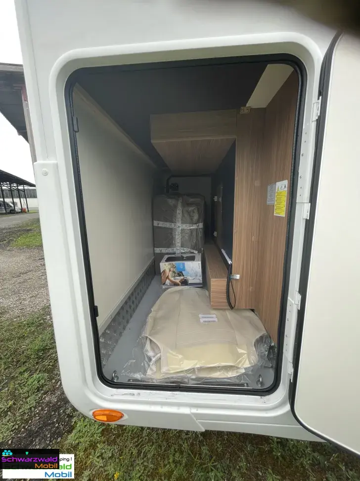 Fahrzeugbild Rimor SAILER 56 Autom., Markise, große Küche hinten #11