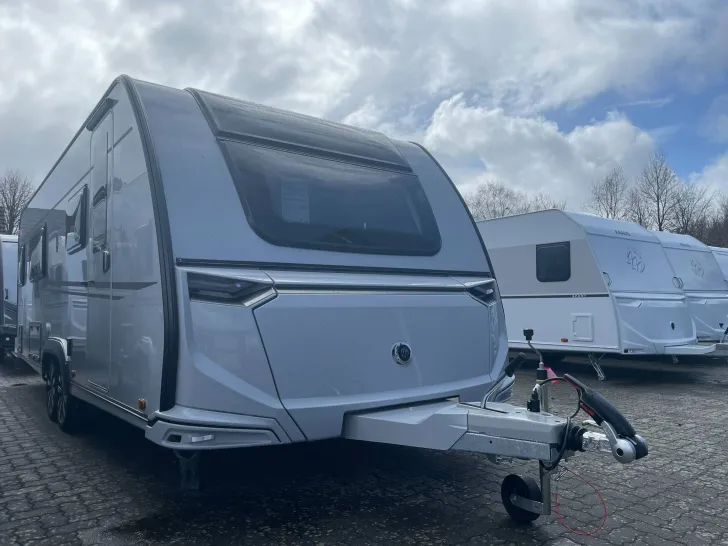Fahrzeugbild Knaus SÜDWIND 650 PEB BLACK SELECTION #2